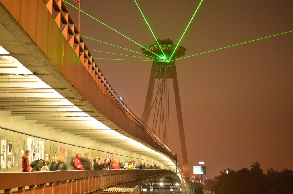 Bratysławskie UFO, Słowacja