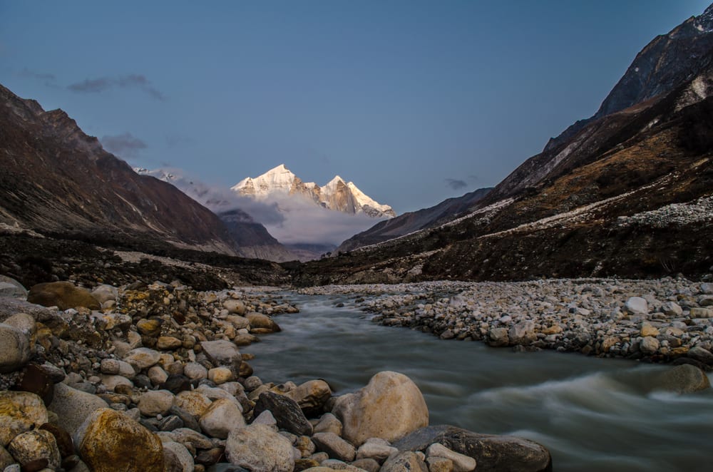 Bhagirathi Peaks w Parku Narodowym Gangotri, trekking