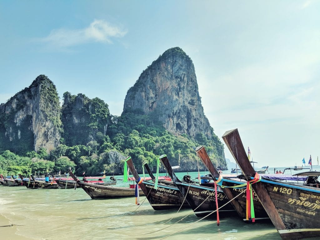 Plaża Ao Nang, Krabi, Tajlandia