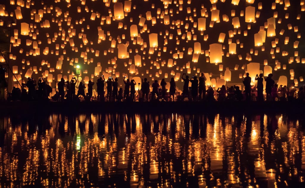 Obchody Loy Krathong w Chiang Mai, Tajlandia
