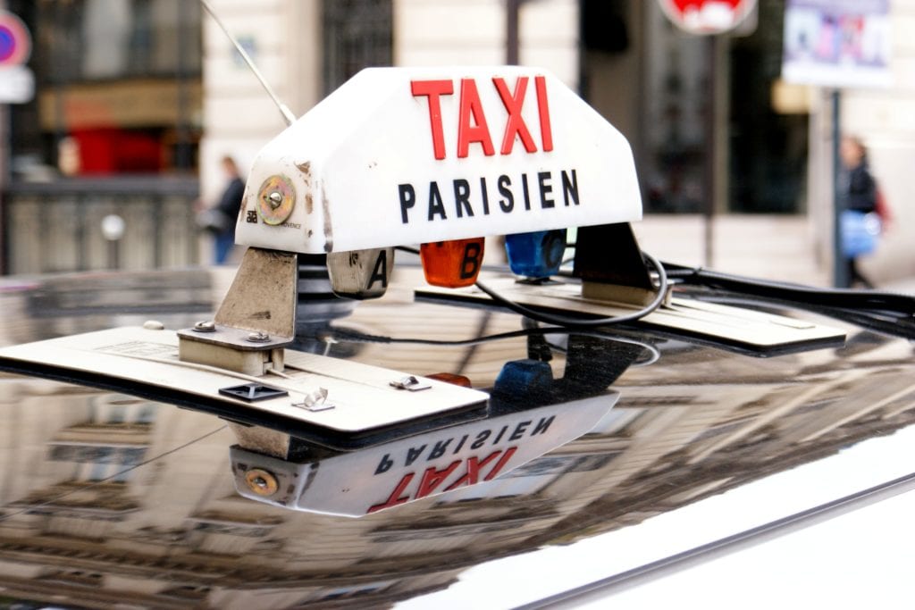 Taxi w Paryżu,