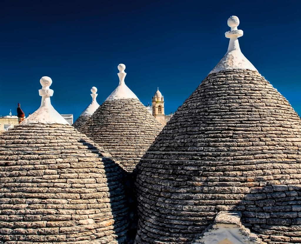 Domki trulli, fot. Ricardo Gomez Angel Unsplash