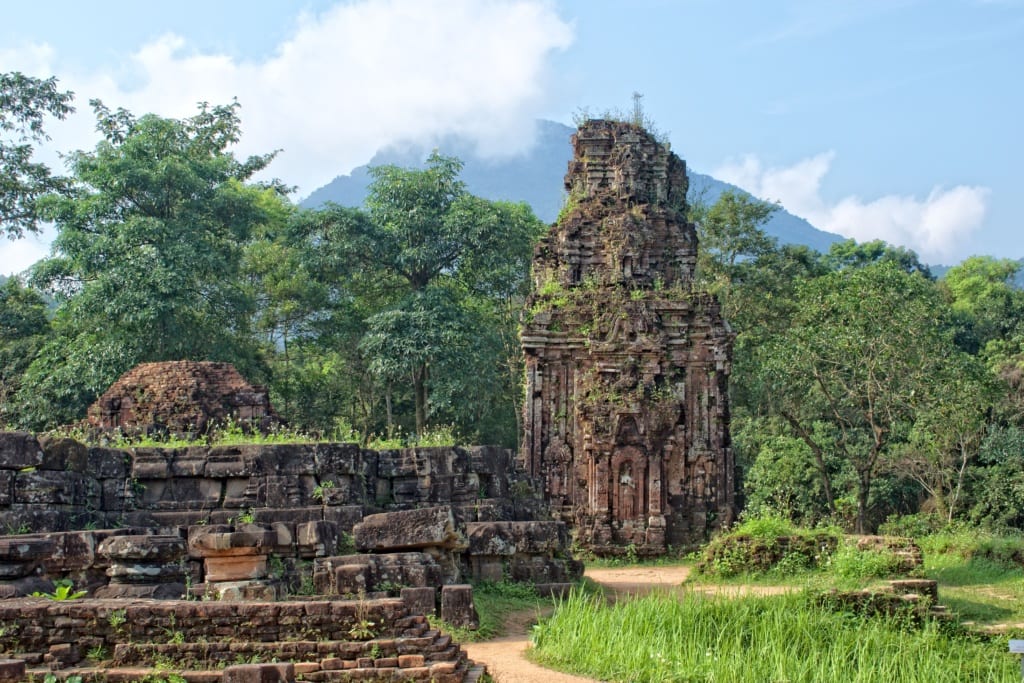 My Son nazywany jest “Wietnamskim Angkor Wat”, Wietnam