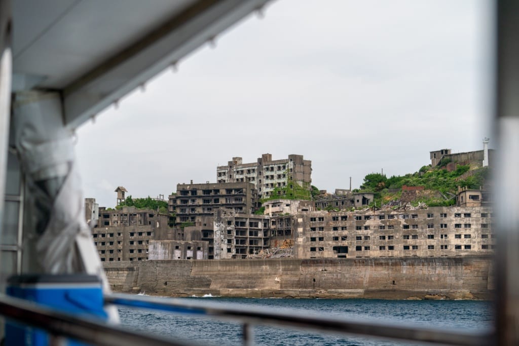 Wyspa Hashima, fot. Jason Rost Unsplash