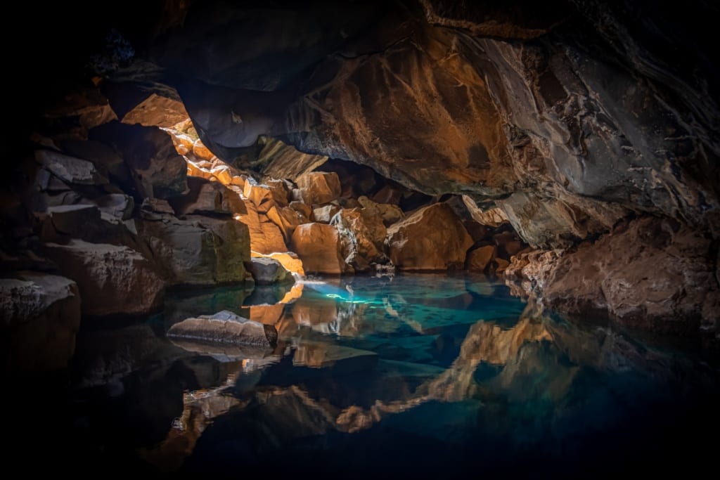 Jaskinia Grjótagjá, Islandia